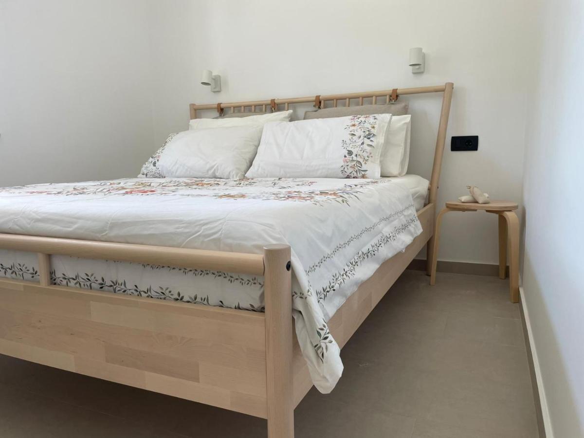 Apartment Sur La Plage Podstrana Eksteriør bilde