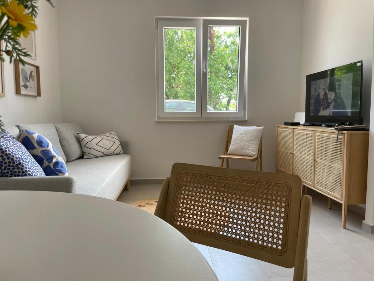 Apartment Sur La Plage Podstrana Eksteriør bilde